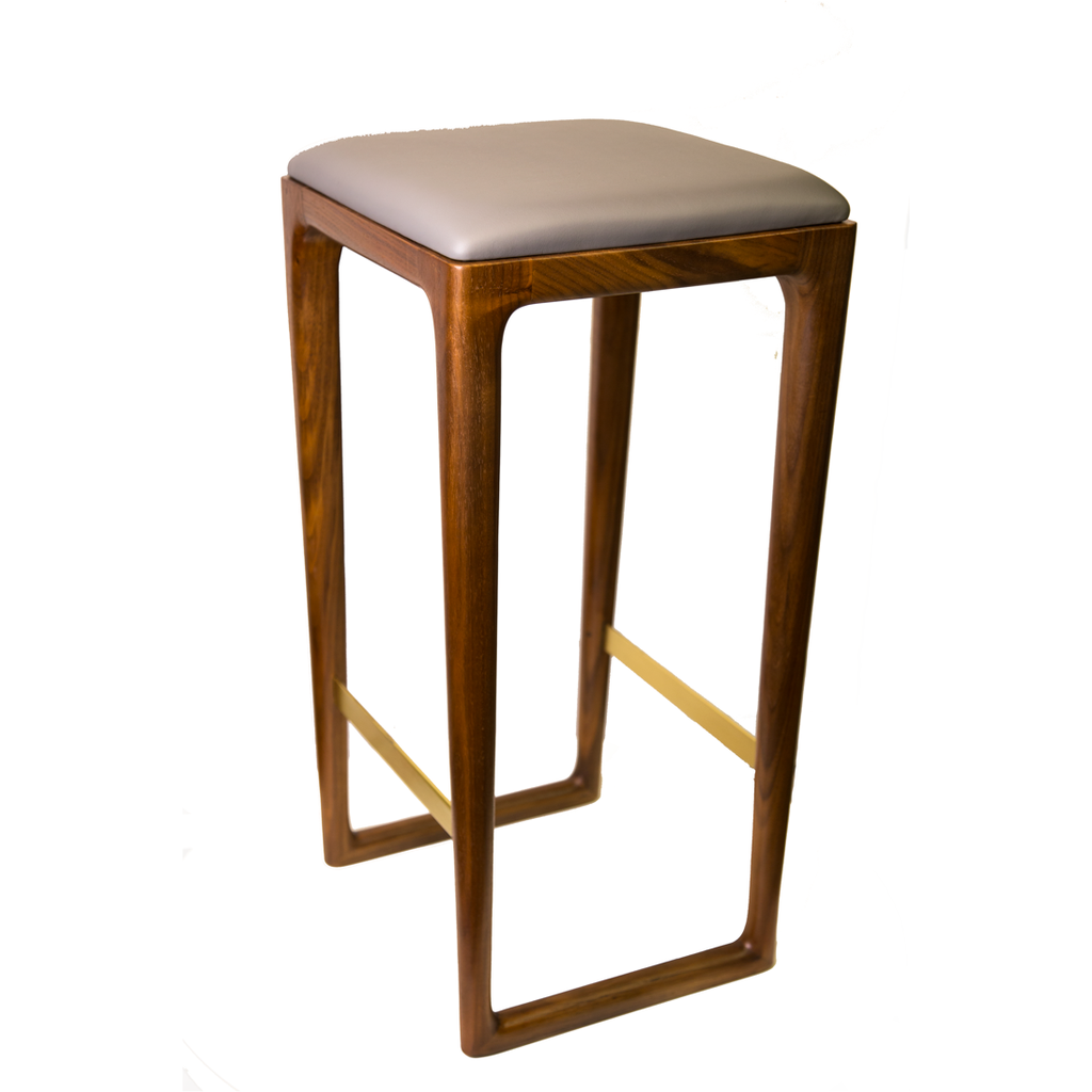 B111 Stool / OIP Walnut Leather